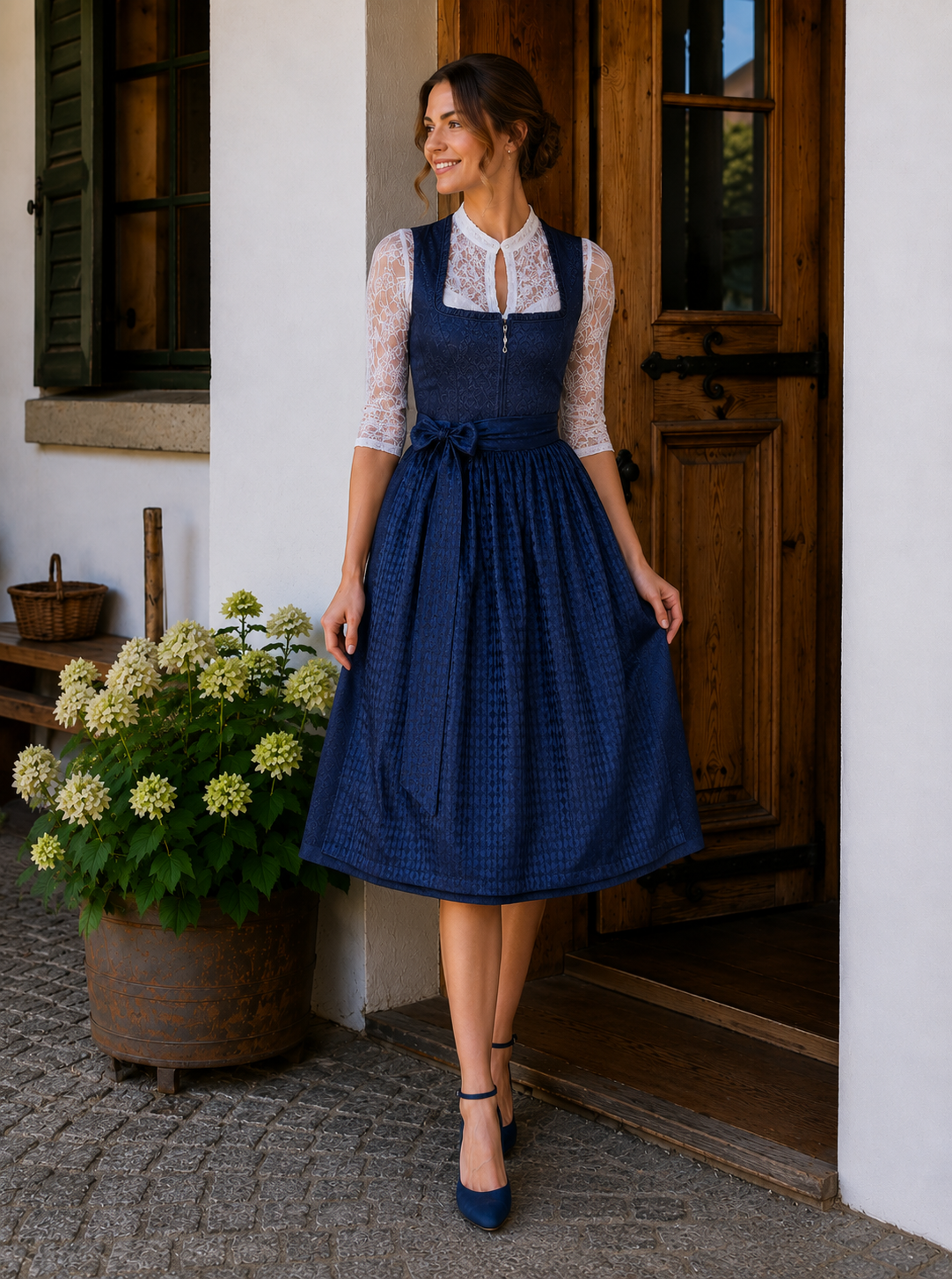Midi Dirndl Miranda in dunkelblau - ALM1063