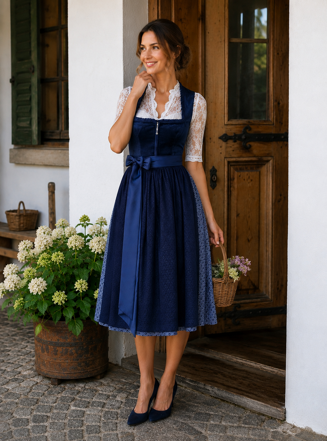 Midi Dirndl Elisé in blau - ALM1036
