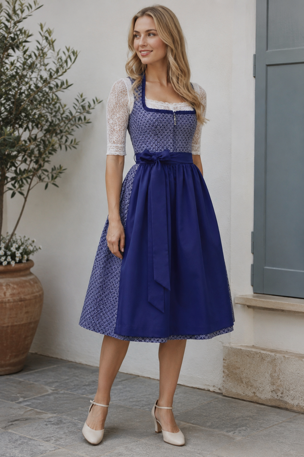 Midi Dirndl Liane in blau - ALM1037